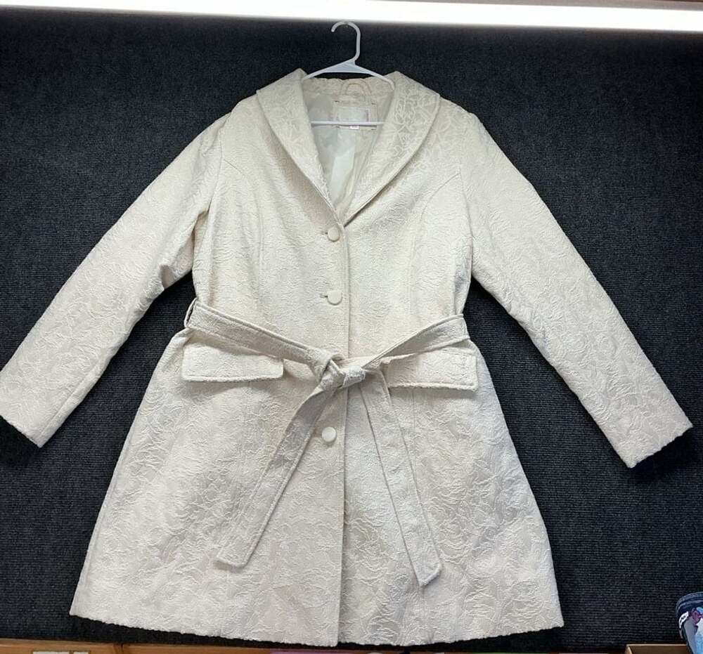 Xhilaration Jacquard Belted Coat Size XXL Cream White Brocade Trench